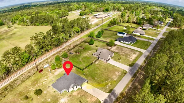 $415,000 | 375 County Road 725, Buna, TX 77612