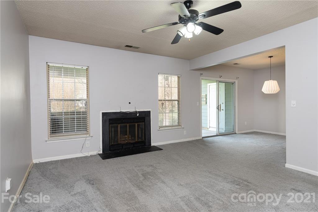 19839 Henderson Road, Unit B Cornelius, NC 28031 - Photo 5 of 22 Gallery Image 5
