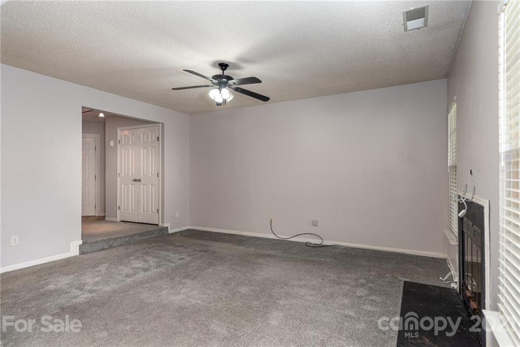 19839 Henderson Road, Unit B Cornelius, NC 28031 - Photo 6 of 22 Gallery Image 6