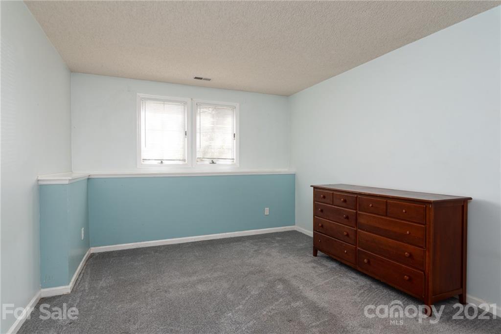 19839 Henderson Road, Unit B Cornelius, NC 28031 - Photo 10 of 22 Gallery Image 10