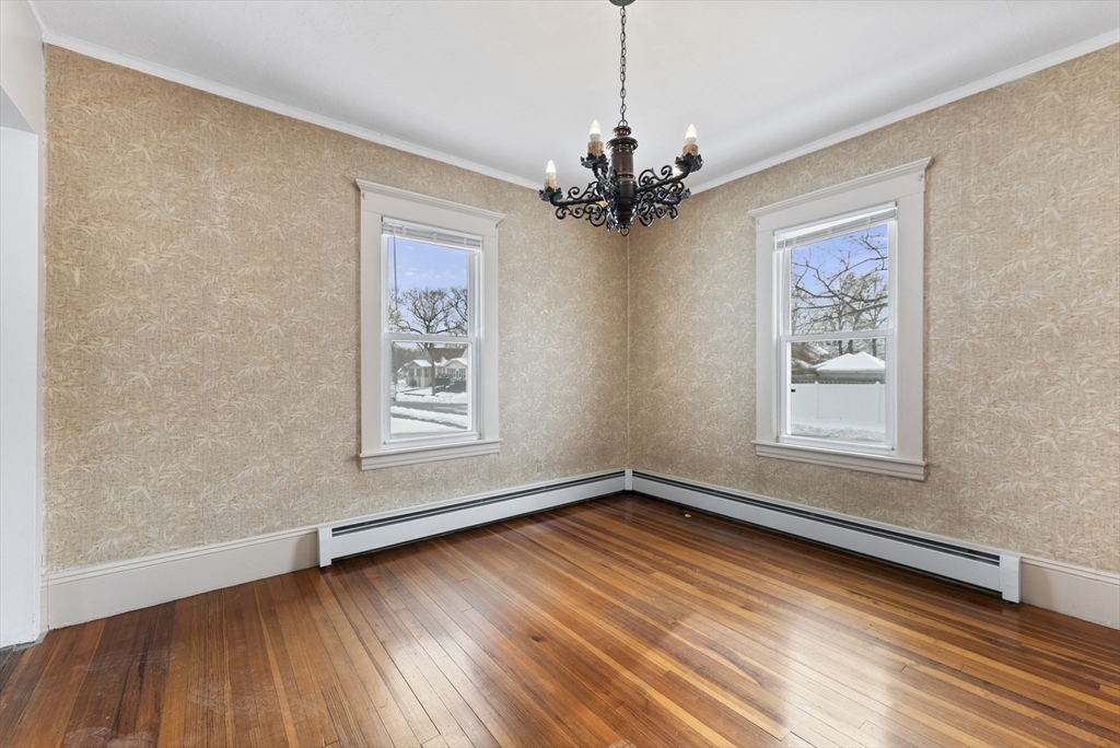 65 Edgemont Street Springfield, MA 01109 - Photo 14 of 35