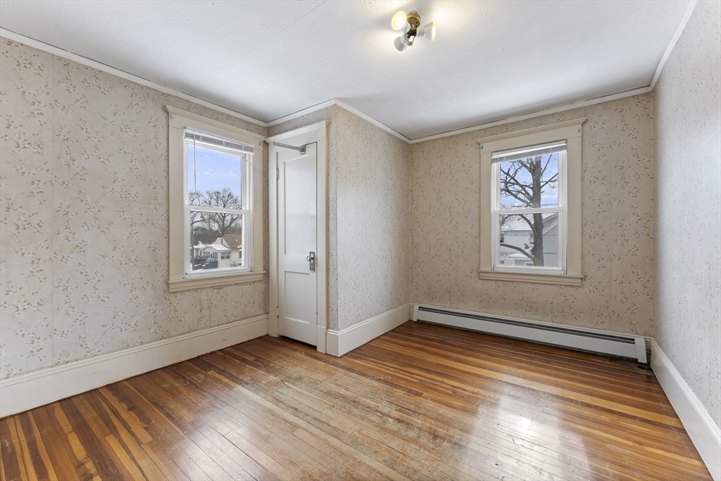 65 Edgemont Street Springfield, MA 01109 - Photo 32 of 35
