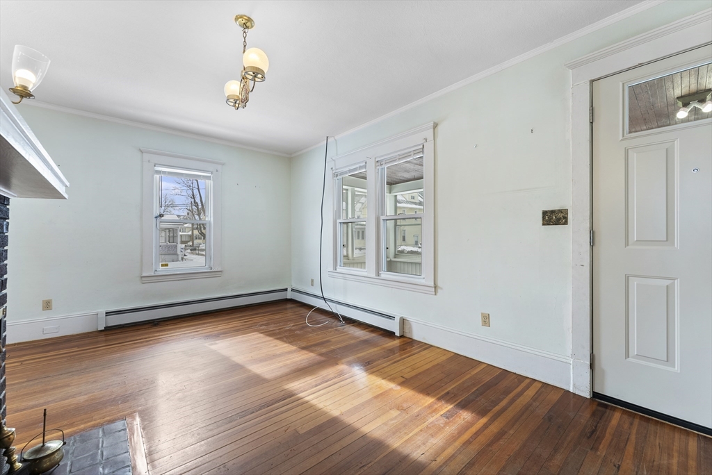 65 Edgemont Street Springfield, MA 01109 - Photo 8 of 35
