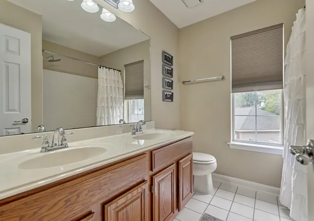 $3,700 | 47 Firethorn Place, The Woodlands, TX 77382