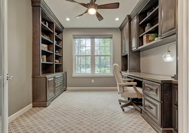 $3,700 | 47 Firethorn Place, The Woodlands, TX 77382