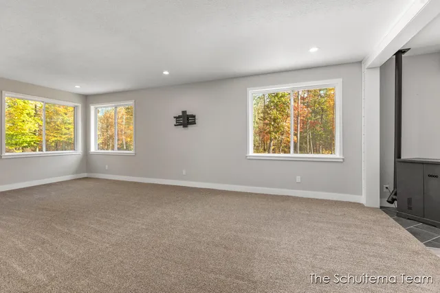 $460,000 | 8232 Holton Road, Holton, MI 49425