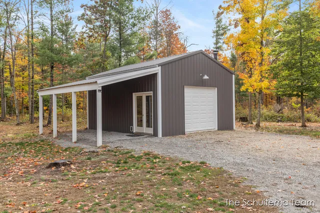 $460,000 | 8232 Holton Road, Holton, MI 49425