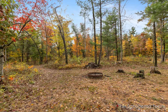 $460,000 | 8232 Holton Road, Holton, MI 49425