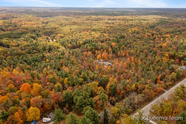 $460,000 | 8232 Holton Road, Holton, MI 49425