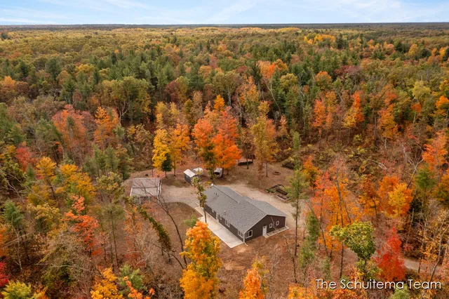 $460,000 | 8232 Holton Road, Holton, MI 49425