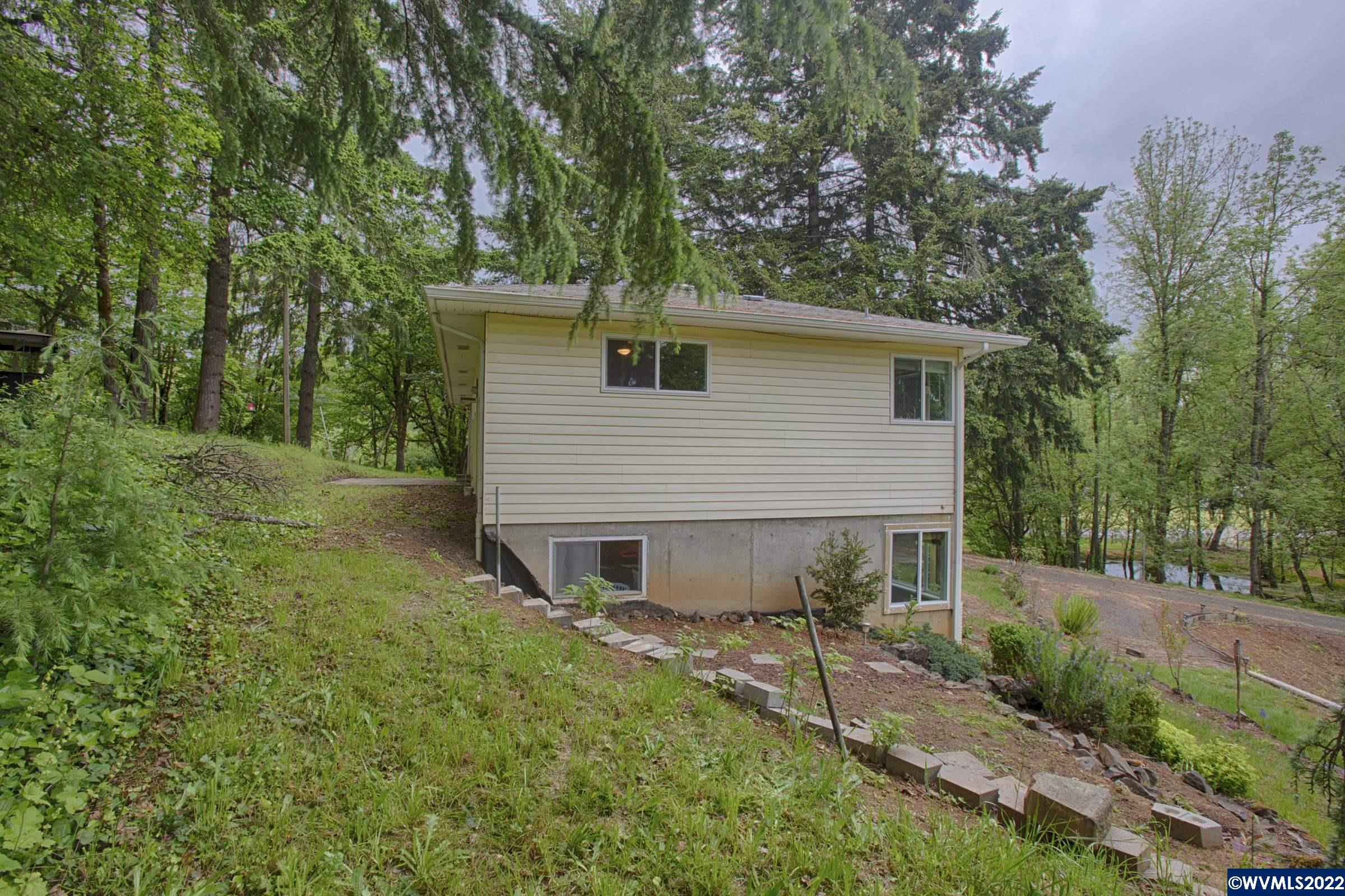940 Perrydale Road Dallas, OR 97338 - Photo 28 of 29
