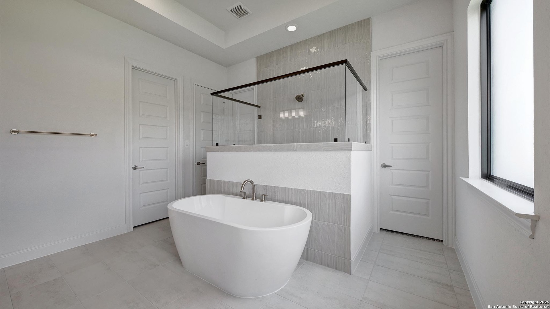 187 Gather Street Castroville, TX 78009 - Photo 17 of 31