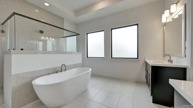 $789,900 | 187 Gather Street, Castroville, TX 78009