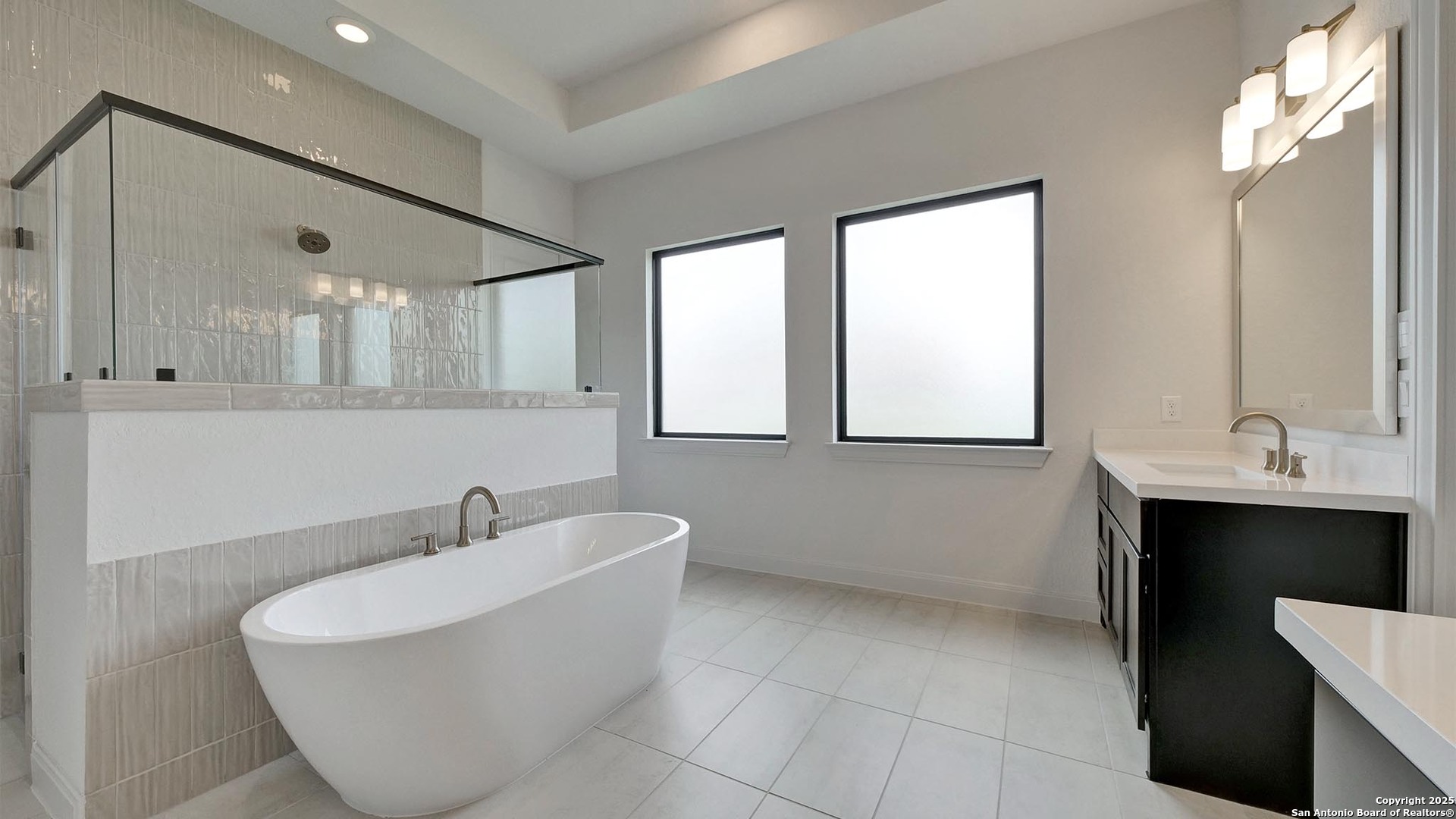 187 Gather Street Castroville, TX 78009 - Photo 18 of 31