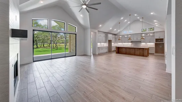 $789,900 | 187 Gather Street, Castroville, TX 78009