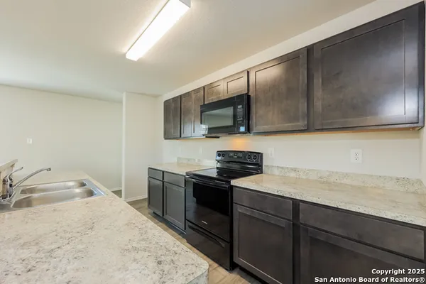 $1,820 | 5106 Blue Ranch, San Antonio, TX 78222