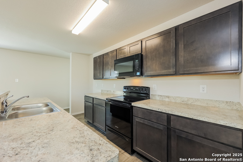 5106 Blue Ranch San Antonio, TX 78222 - Photo 4 of 16