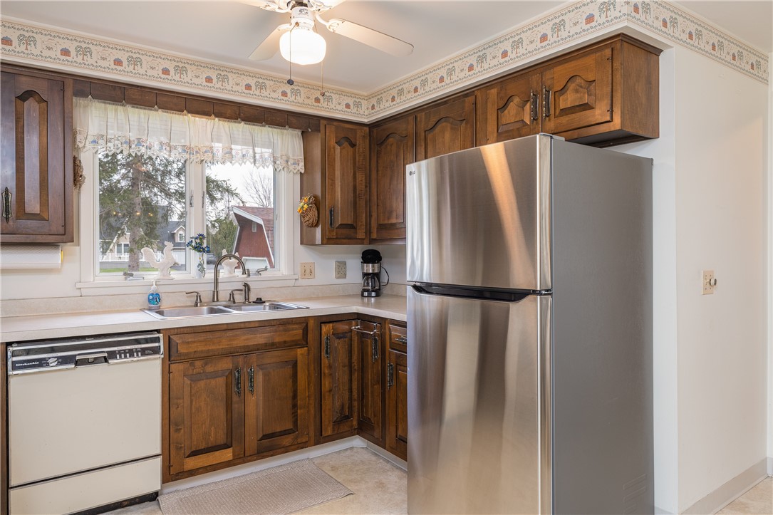 12 Lighthouse Road Parma, NY 14468 - Photo 14 of 49 Plenty of cabinets plus there is a walk-closet dow