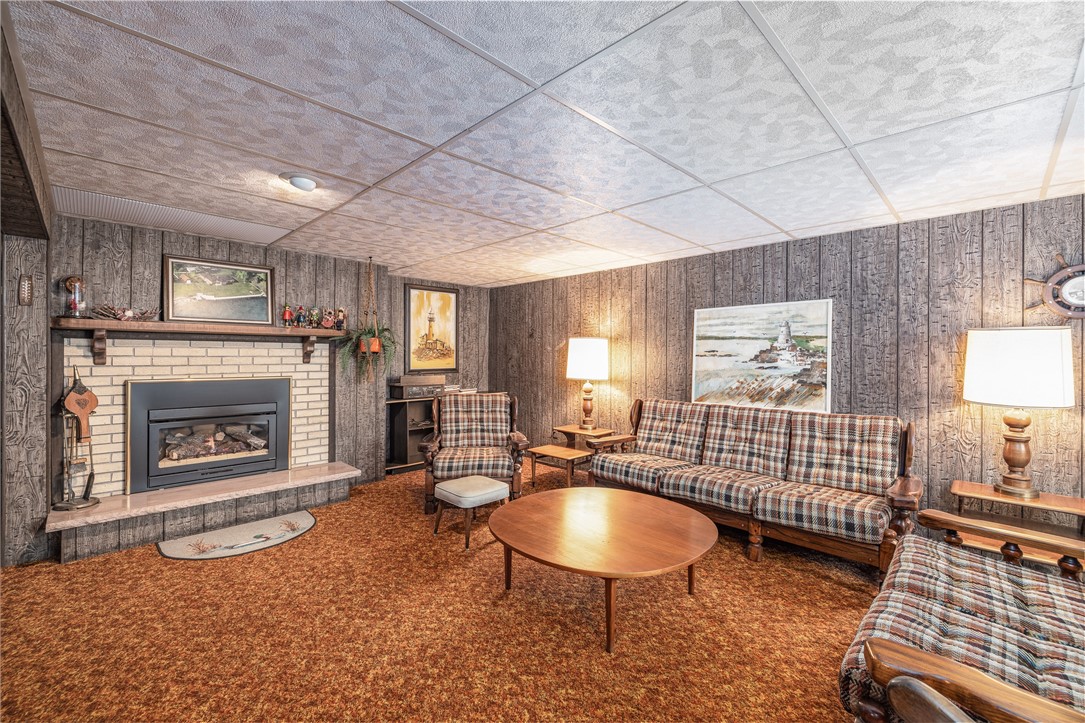 12 Lighthouse Road Parma, NY 14468 - Photo 26 of 49 Thermostatically controlled fireplace.