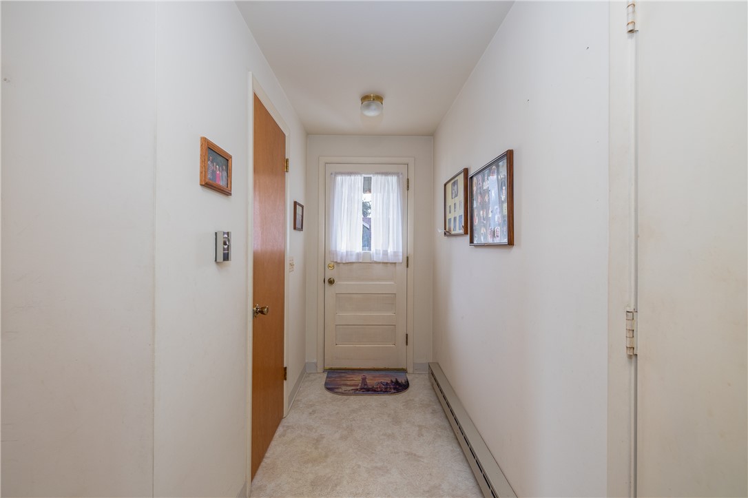 12 Lighthouse Road Parma, NY 14468 - Photo 35 of 49 Side door.