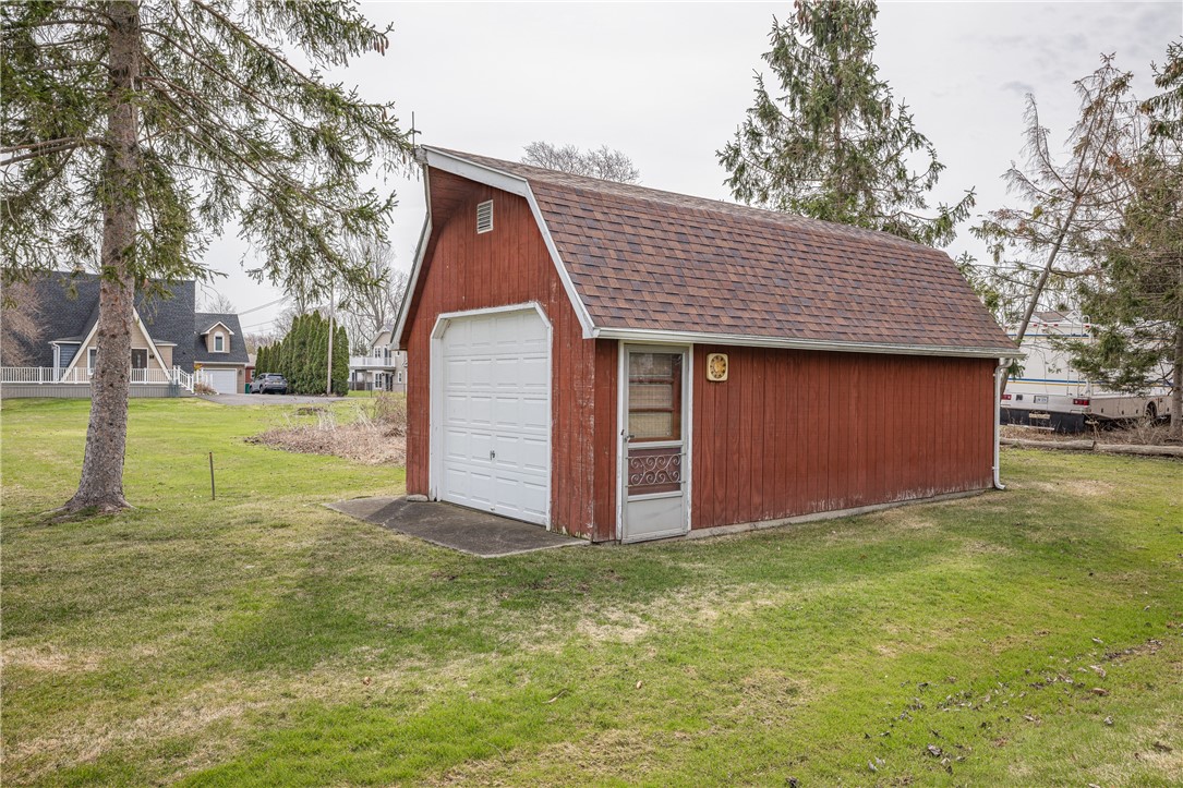 12 Lighthouse Road Parma, NY 14468 - Photo 40 of 49 Boat house.