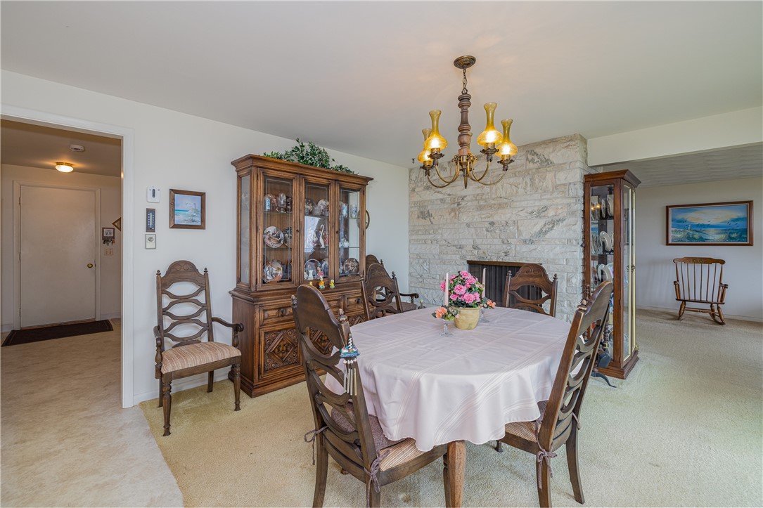 12 Lighthouse Road Parma, NY 14468 - Photo 10 of 49 Spacious open living area offers flowing hallways