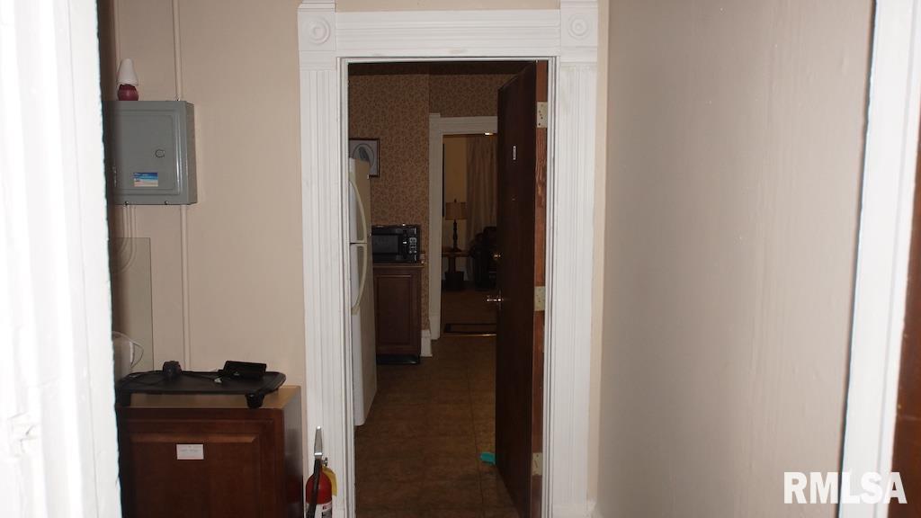 2002 West 4th Street, Unit A Davenport, IA 52802 - Photo 4 of 25