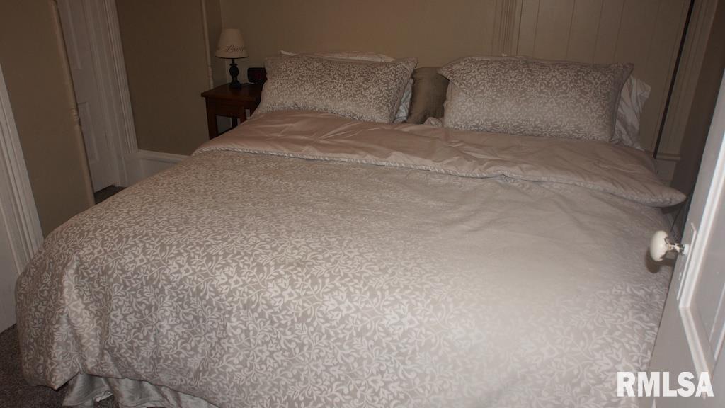 2002 West 4th Street, Unit A Davenport, IA 52802 - Photo 8 of 25