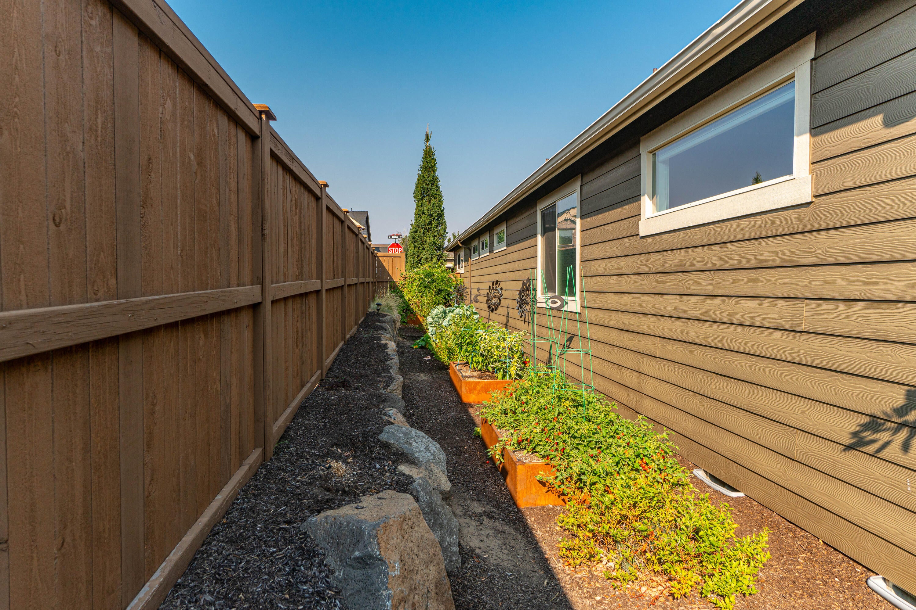 61120 Manhae Loop Bend, OR 97702 - Photo 37 of 57 41-print-Riley Visuals-41