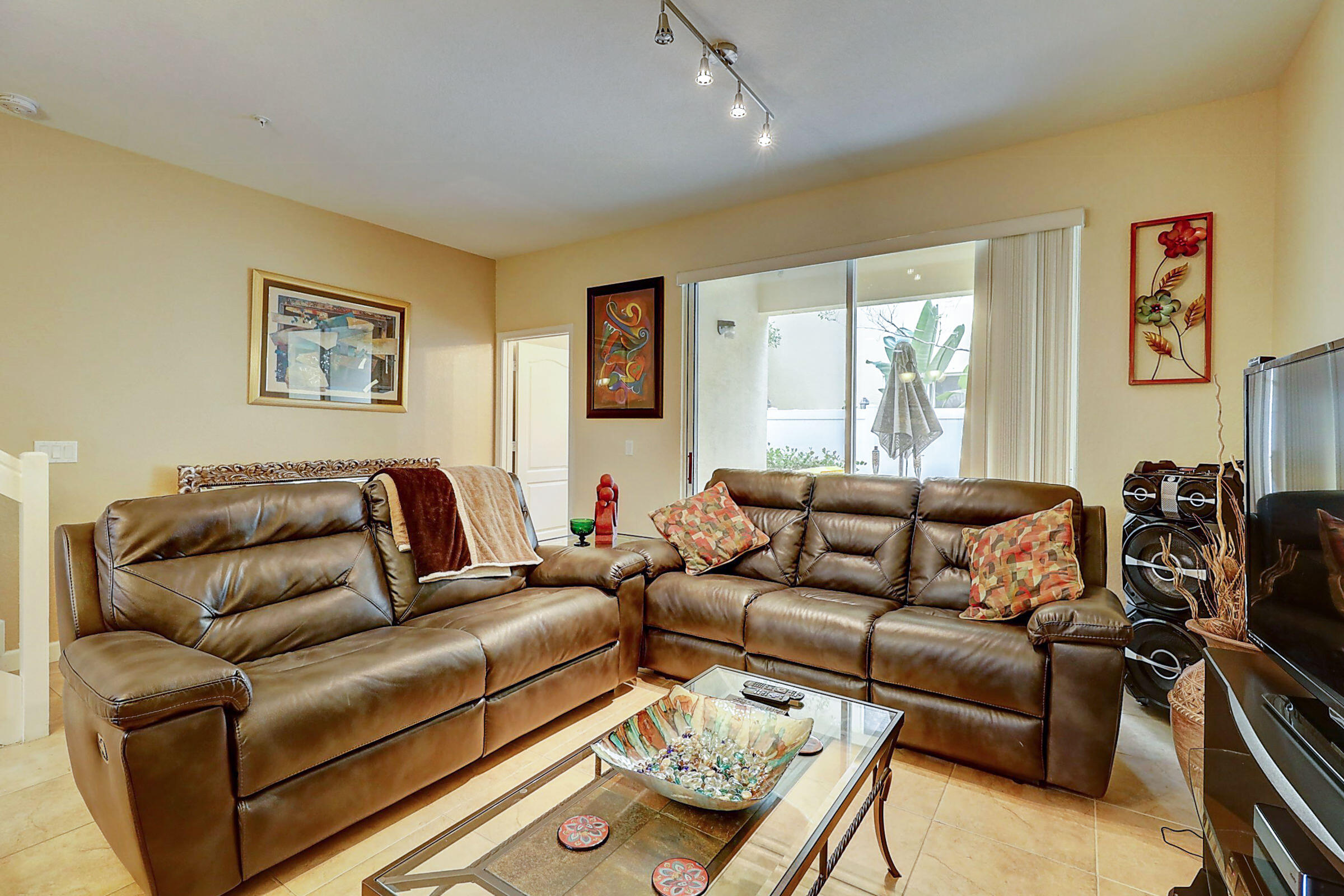 9436 Southwest Merlin Court Stuart, FL 34997 - Photo 13 of 33 14_3j0a8655_6_7_8_9