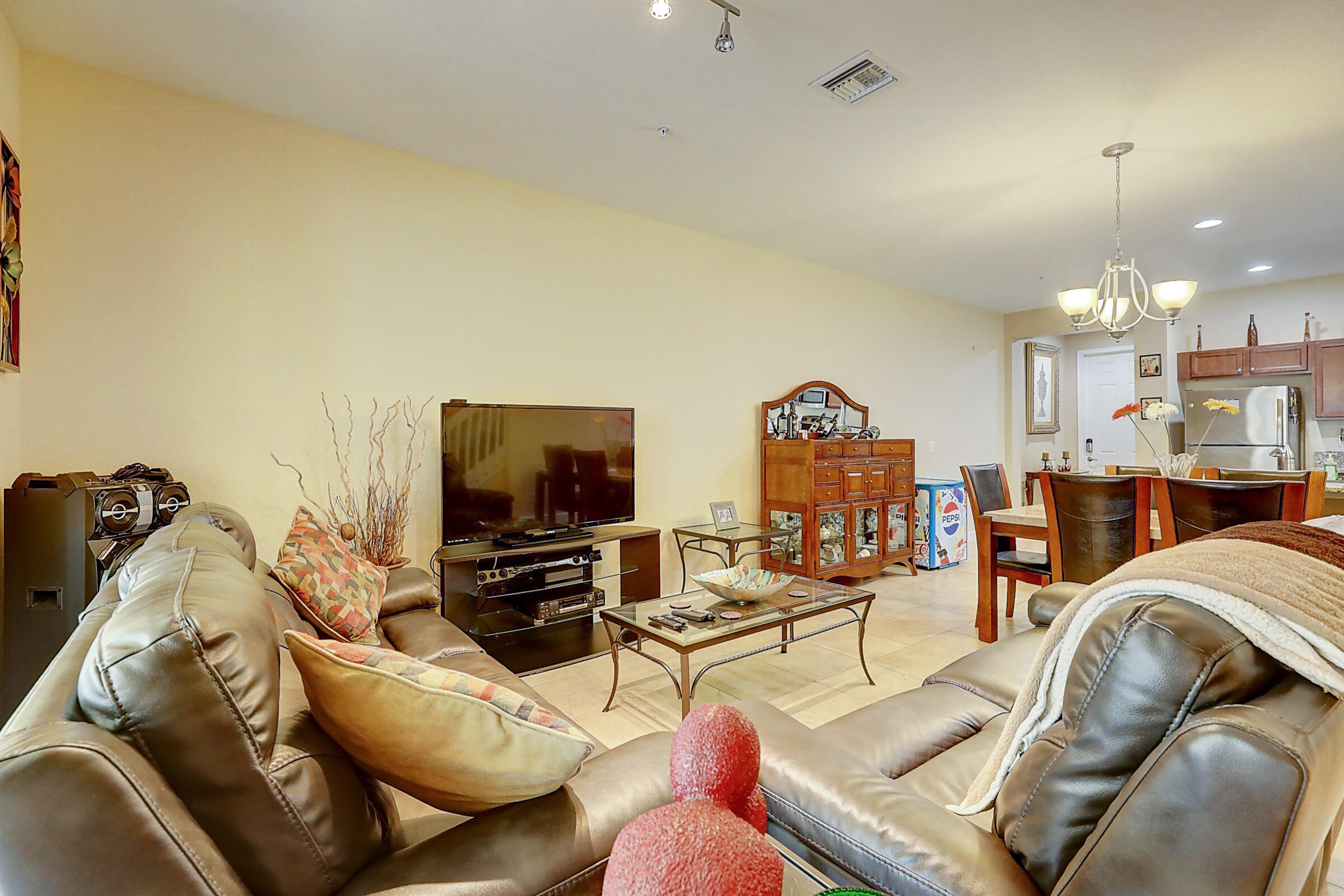 9436 Southwest Merlin Court Stuart, FL 34997 - Photo 14 of 33 15_3j0a8665_6_7_8_9