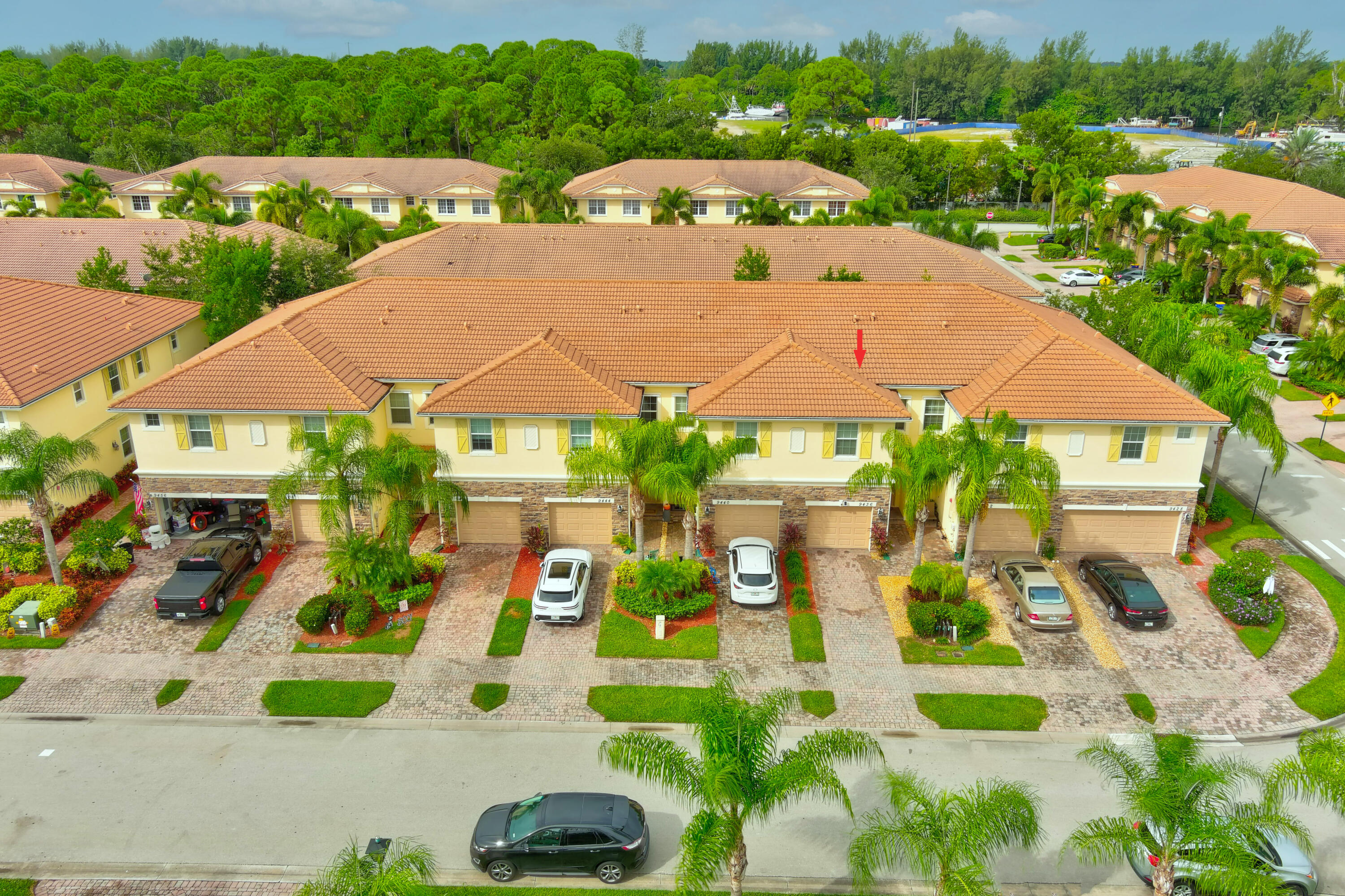 9436 Southwest Merlin Court Stuart, FL 34997 - Photo 29 of 33 38_max_0086_87_88_89_90