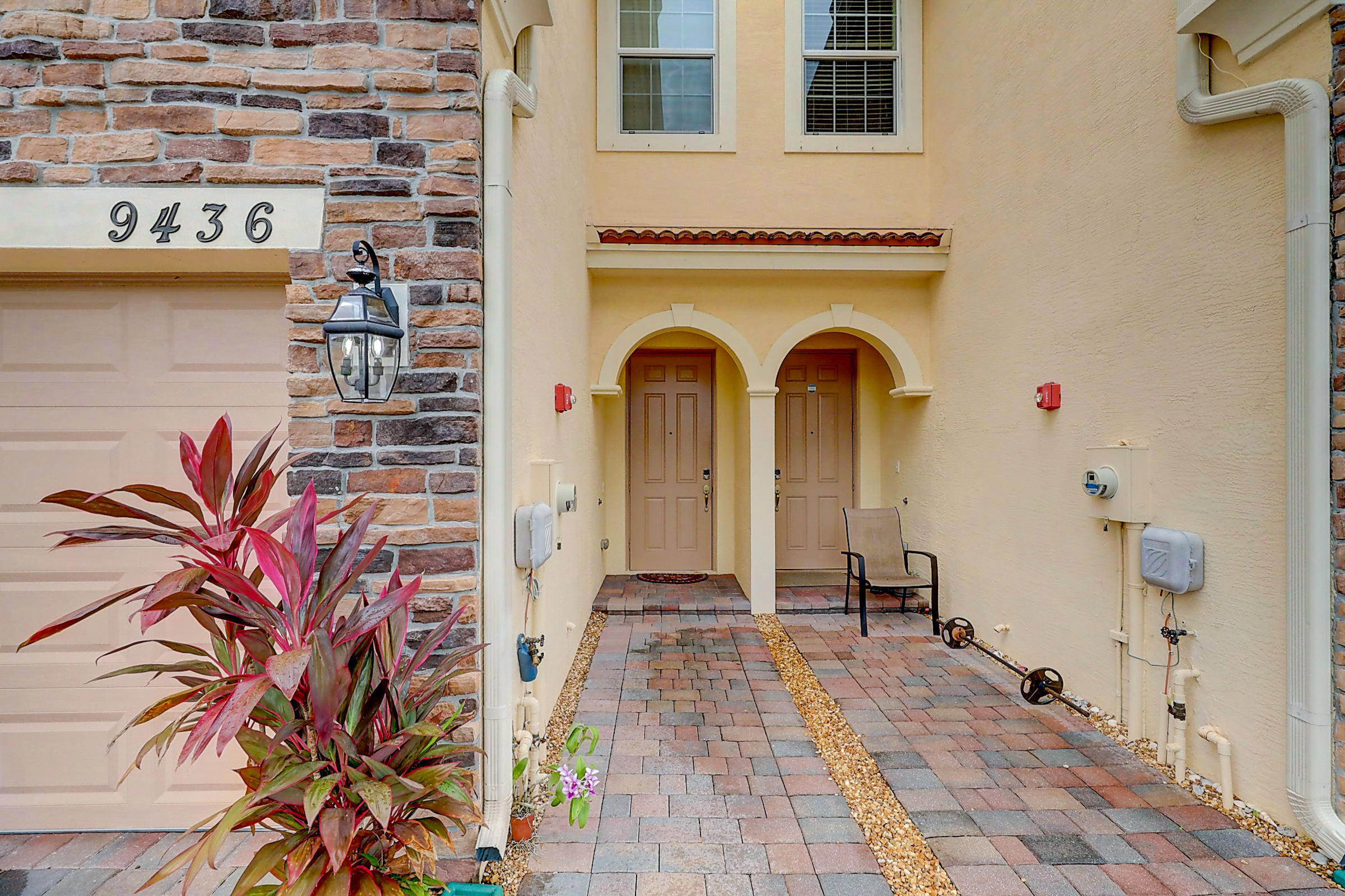 9436 Southwest Merlin Court Stuart, FL 34997 - Photo 3 of 33 04_3j0a8590_1_2_3_4