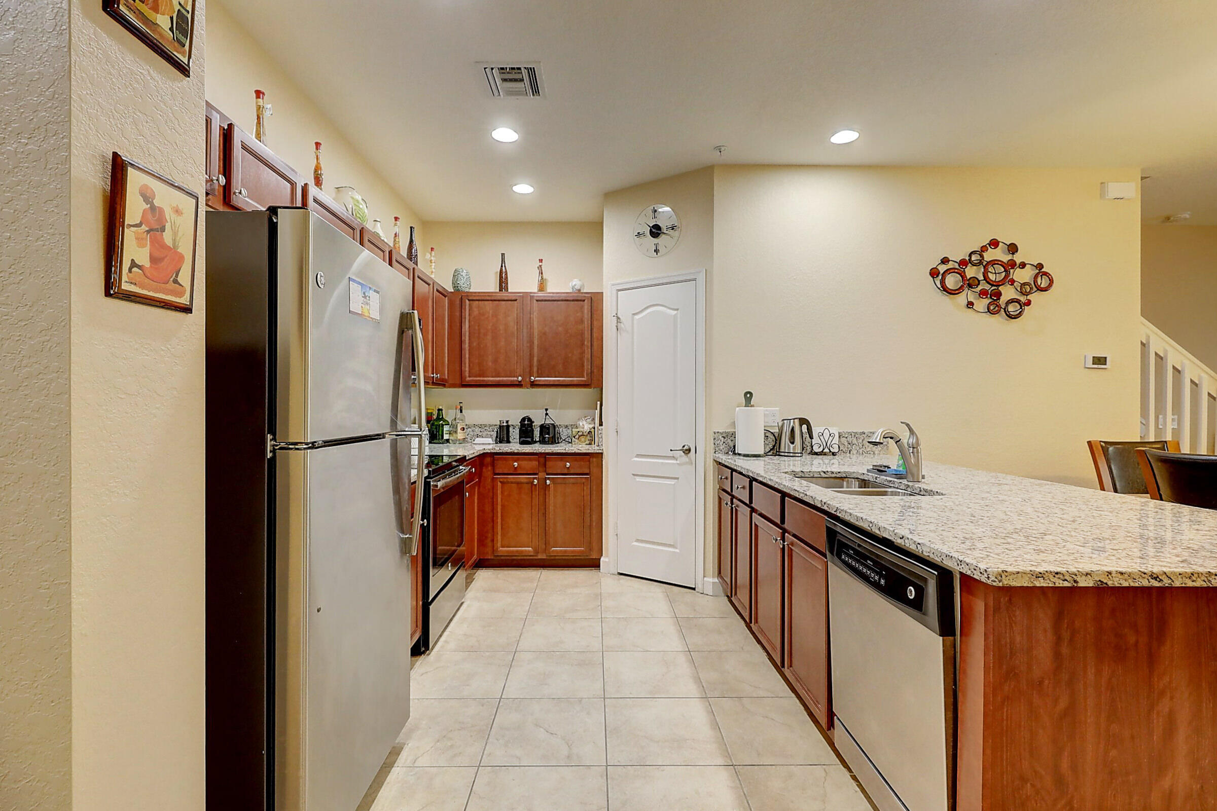 9436 Southwest Merlin Court Stuart, FL 34997 - Photo 6 of 33 06_3j0a8610_1_2_3_4