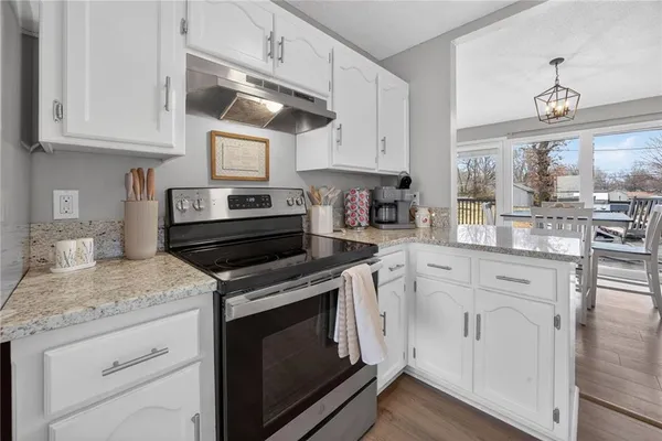 $259,000 | 6 Sunset Lane, Paola, KS 66071