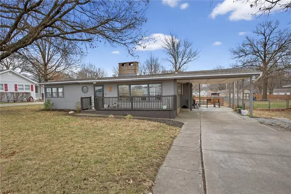 $259,000 | 6 Sunset Lane, Paola, KS 66071