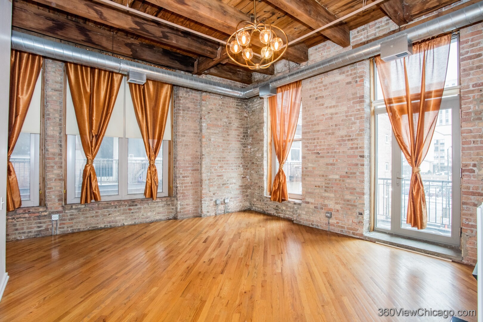 550 West Harrison Street, Unit 253 Chicago, IL 60607 - Photo 2 of 19