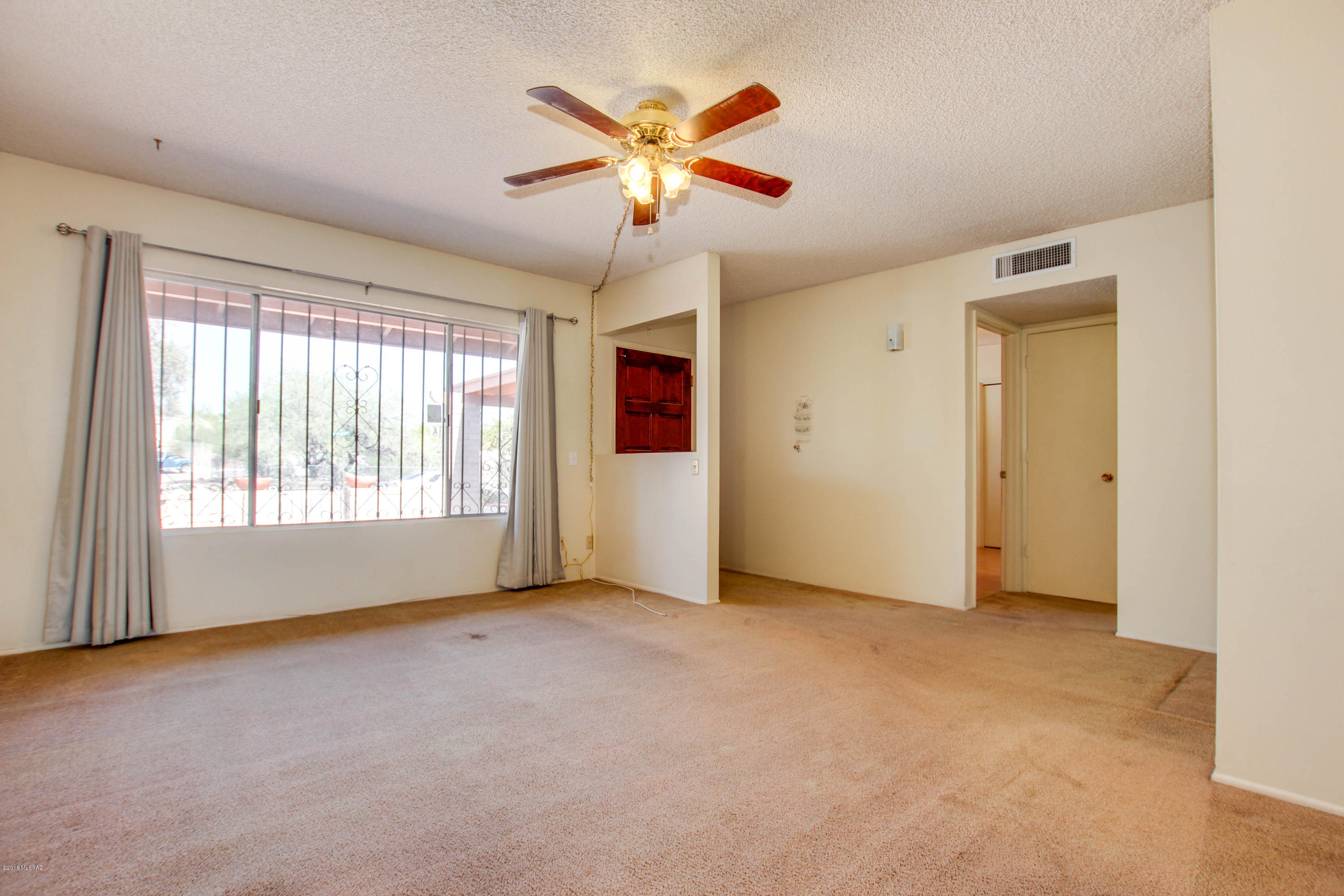 1969 West Dominy Road Tucson, AZ 85713 - Photo 8 of 30