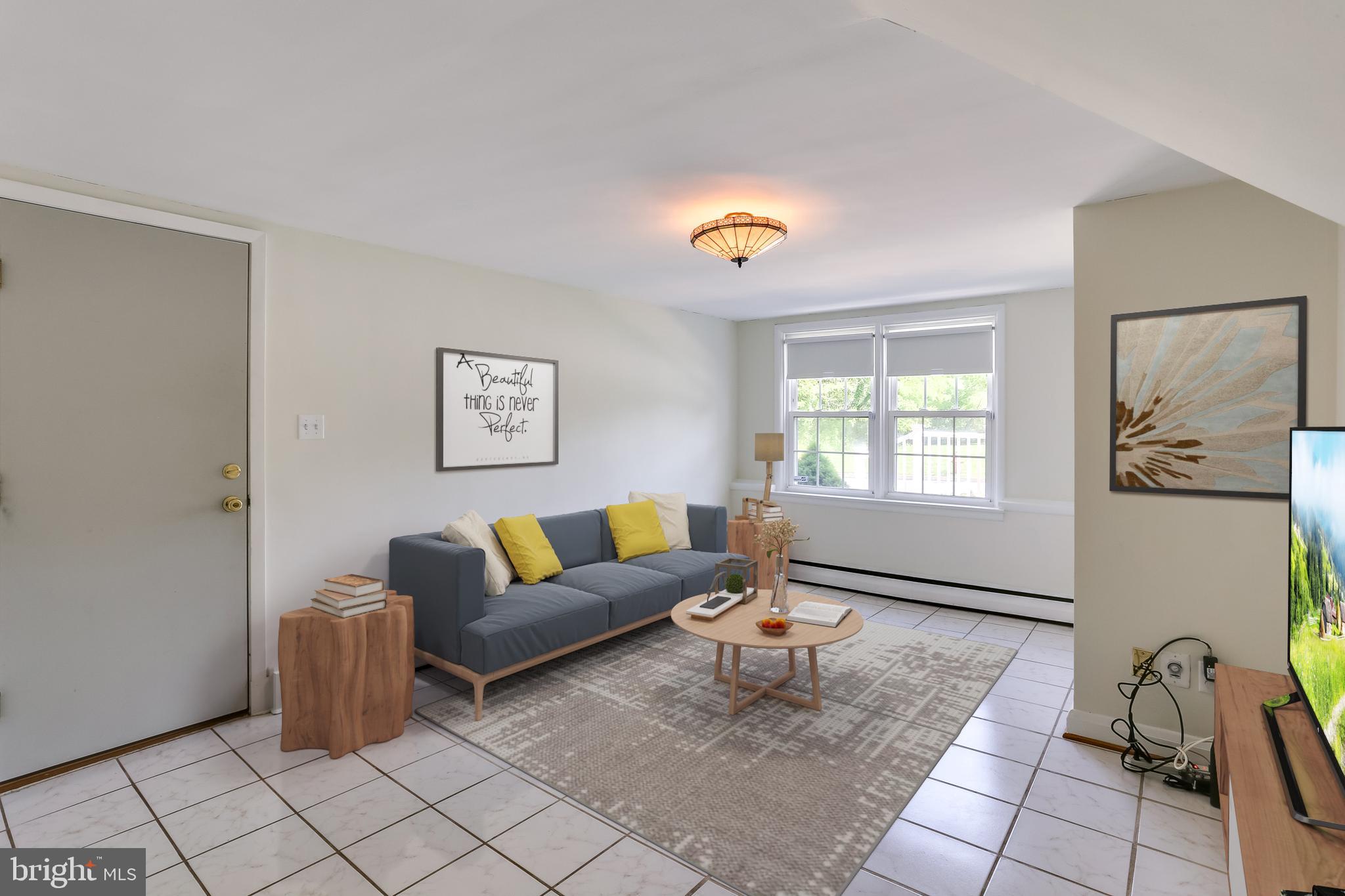 2007 Clifden Road Catonsville, MD 21228 - Photo 6 of 30 Family Room