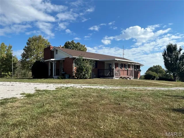 $369,900 | 838 Deer Run Road, Elsberry, MO 63343