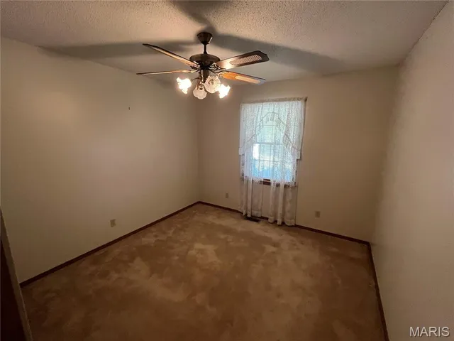 $369,900 | 838 Deer Run Road, Elsberry, MO 63343