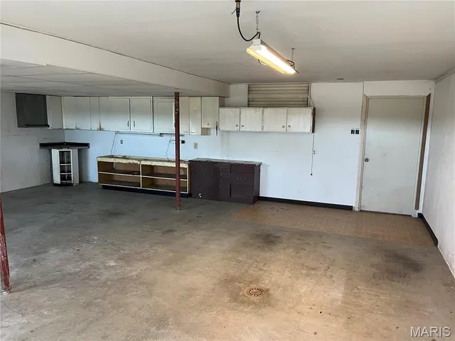 $369,900 | 838 Deer Run Road, Elsberry, MO 63343