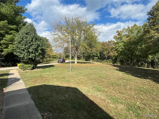 $369,900 | 838 Deer Run Road, Elsberry, MO 63343