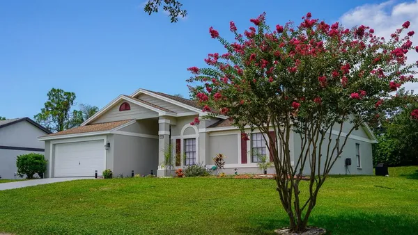 $364,999 | 8141 Golf Club Court, Hudson, FL 34667