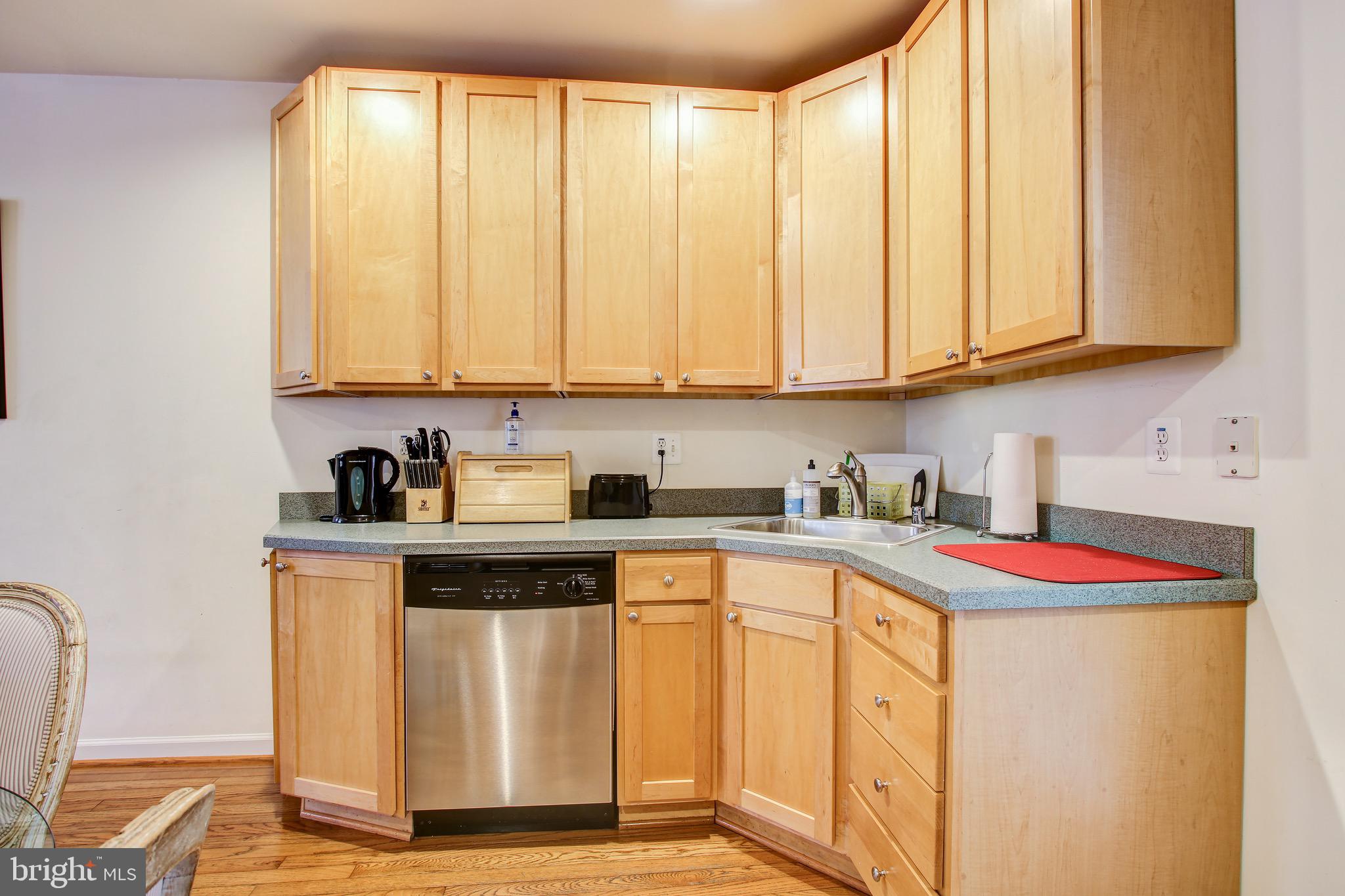 3825 Roland Avenue Baltimore, MD 21211 - Photo 15 of 50 Gallery Image 15