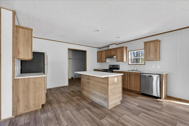 $259,900 | 115 Battlefield Drive, Eutawville, SC 29048