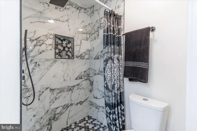 $379,999 | 4702 Meade Street Northeast, Washington, DC 20019