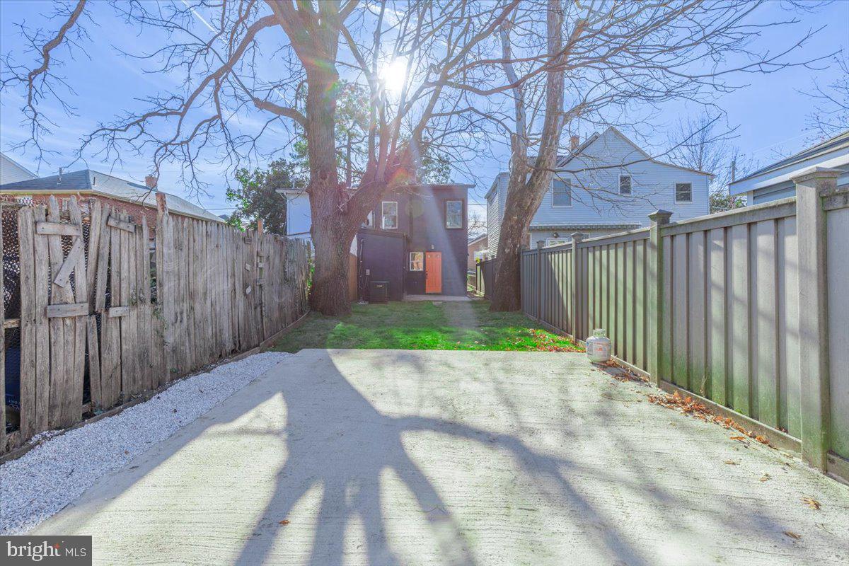 4702 Meade Street Northeast Washington, DC 20019 - Photo 28 of 28 a view of backyard with tub