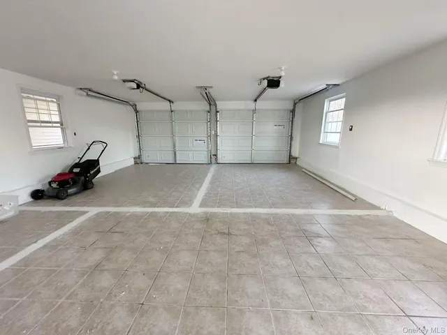 $899,800 | 200 St Regis Drive, Massapequa Park, NY 11762