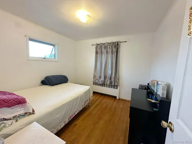 $899,800 | 200 St Regis Drive, Massapequa Park, NY 11762